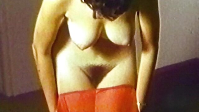 Odlično. :  Za novac, curvy Latina sobarica čisti kupaonicu potpuno porno seks jebačina gola Filmovi za odrasle 